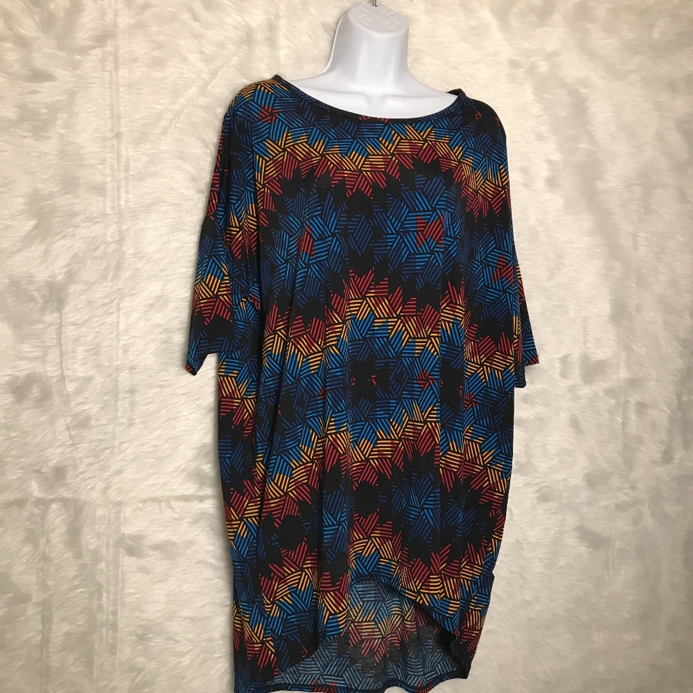 LuLaRoe Top Women's Size Medium Long Short Sleeve